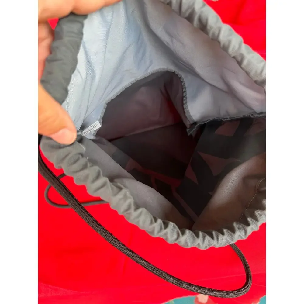 Nike Sporty Gray & Black Drawstring Backpack Gym Cinch Bag Zip Front Pocket